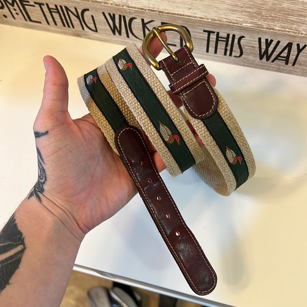 Trafalgar Duck Belt!
